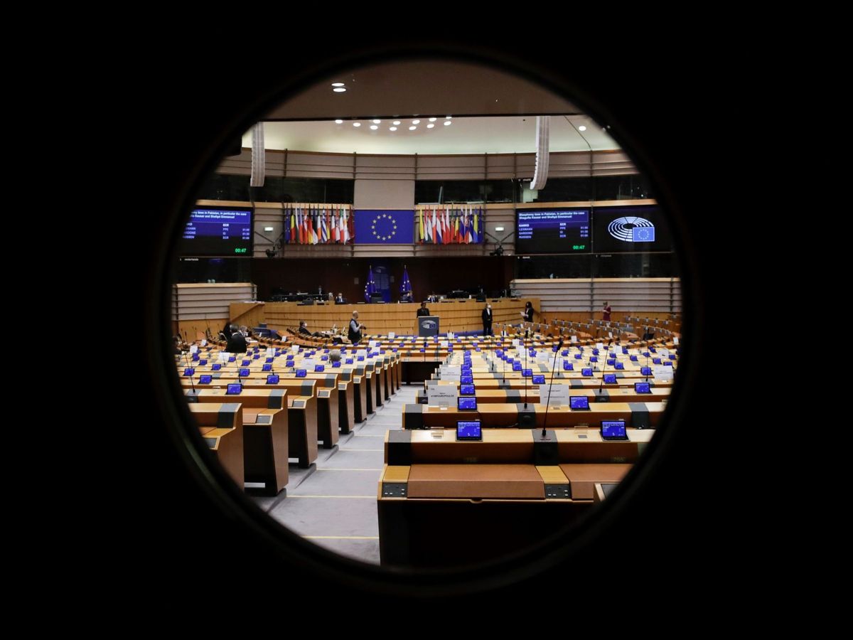 Foto: Sesión plenaria del Parlamento Europeo. (EFE/EPA/Olivier Hoslet)