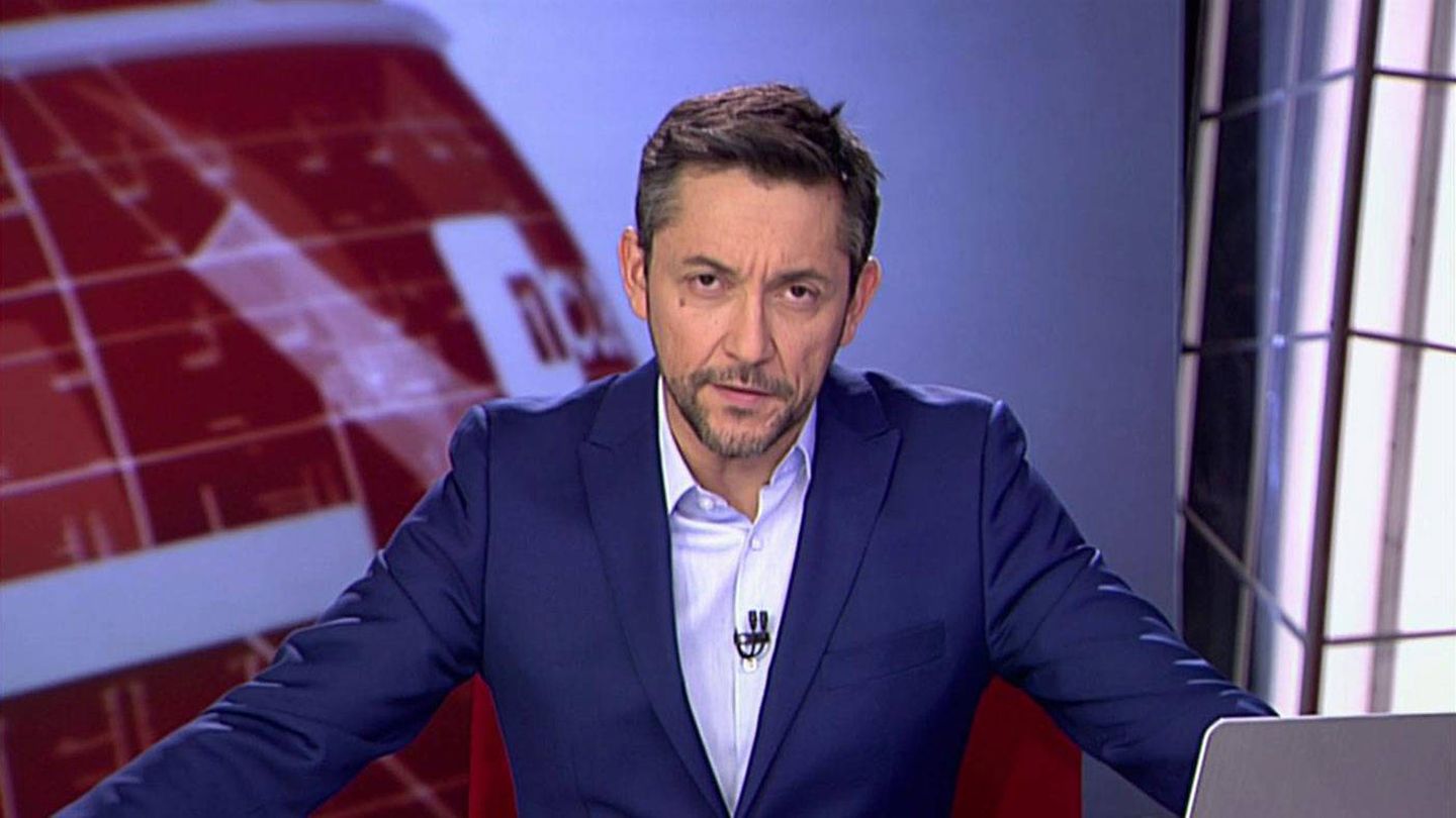 Javier Ruiz, presentador de 'Noticias Cuatro 2'. (Mediaset)