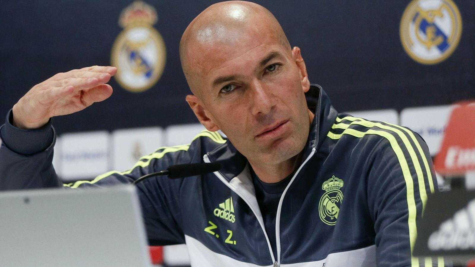 Foto: Zinédine Zidane, durante una rueda de prensa como técnico del Real Madrid. (EFE)
