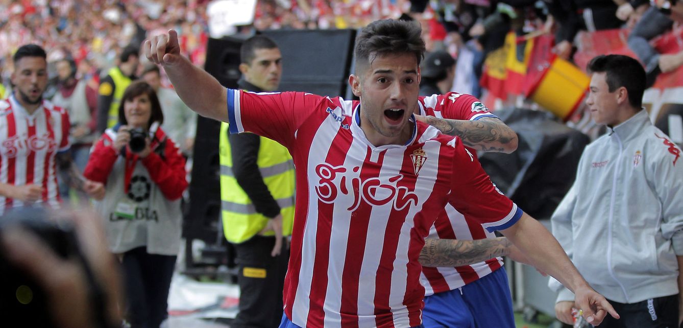 Jony celebrando un gol que valió una permanencia. Foto: Alberto Morante (EFE)