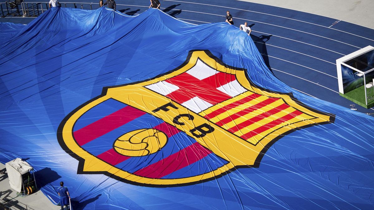 Así ha ido evolucionando el escudo del FC Barcelona a lo largo de la historia del club