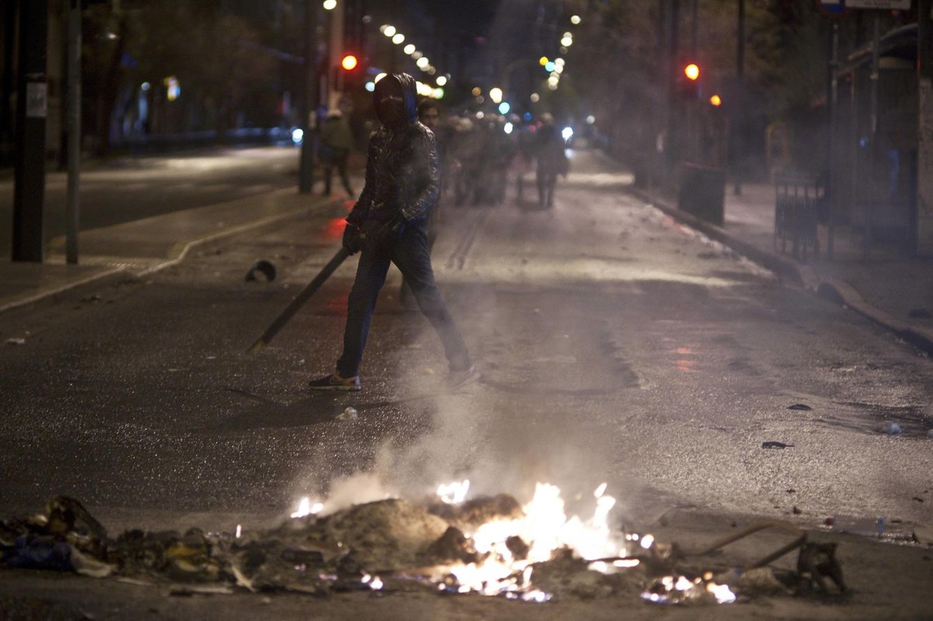 Enfrentamientos con los antidisturbios en Atenas (Reuters).