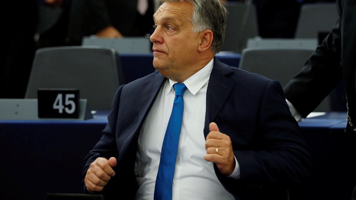 El Partido Popular Europeo enseña la puerta al húngaro Orbán por su deriva autoritaria