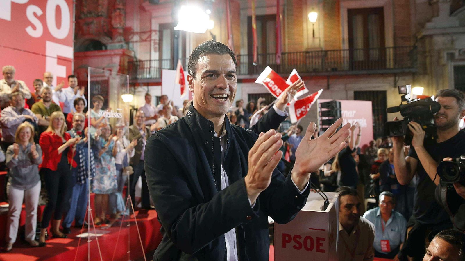 Foto: El secretario general del PSOE, Pedro Sánchez, en el inicio de campaña electoral de los socialistas para la autonómicas y municipales. EFE/Paco Campos