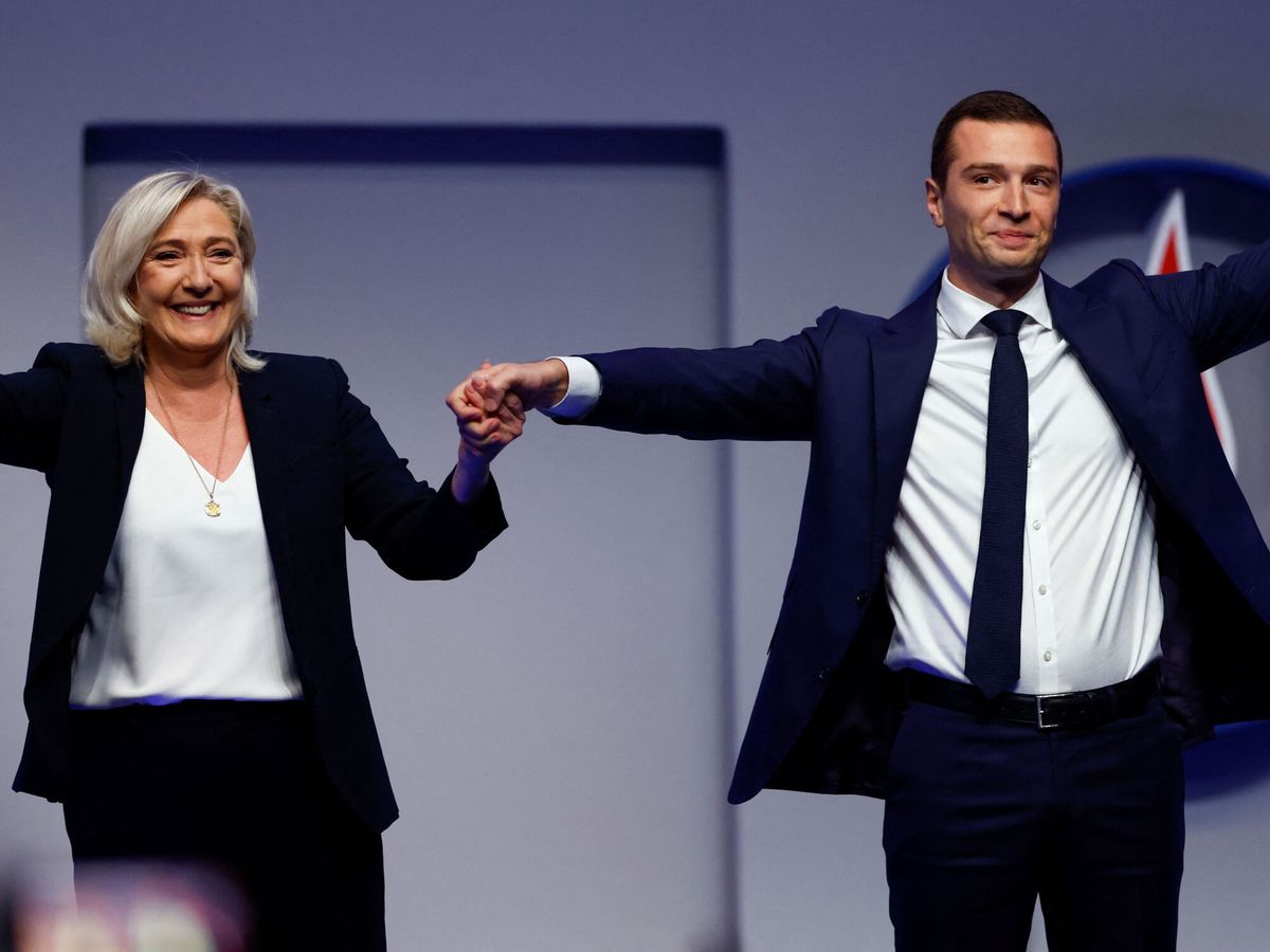 Foto: Marine Le Pen y Jordan Bardella. (Reuters/Christian Hartmann)
