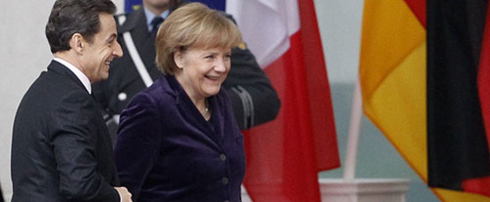 Foto: Sarkozy no convence a Merkel para implantar ya la 'tasa Tobin'
