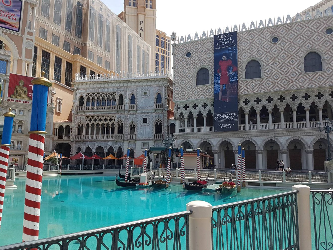Disfrutar de un paseo en góndola, como en Venecia, se convierte en realidad en Las Vegas