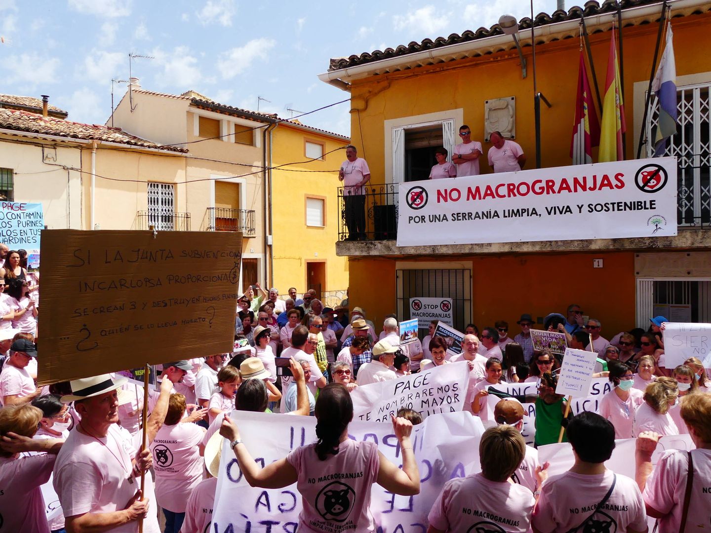 Manifestación en Villalba. (Pueblos Vivos)