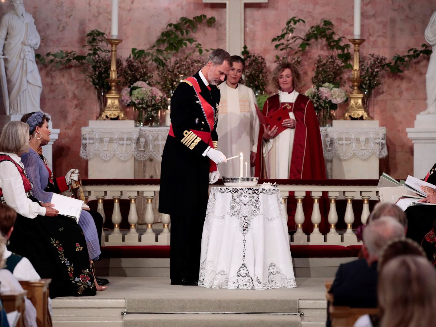El rey Felipe VI, en la ceremonia de confirmación de la princesa Ingrid Alexandra el año pasado. (EFE)