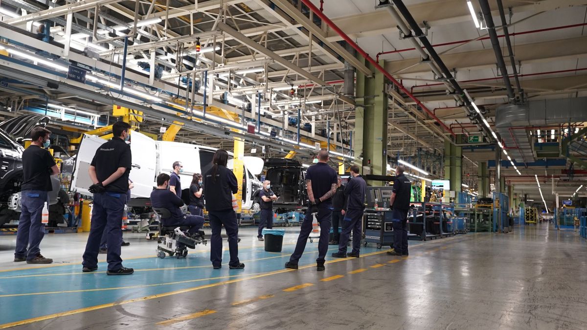 Seat, Mercedes-Benz y Volkswagen retoman fabricación de vehículos en España