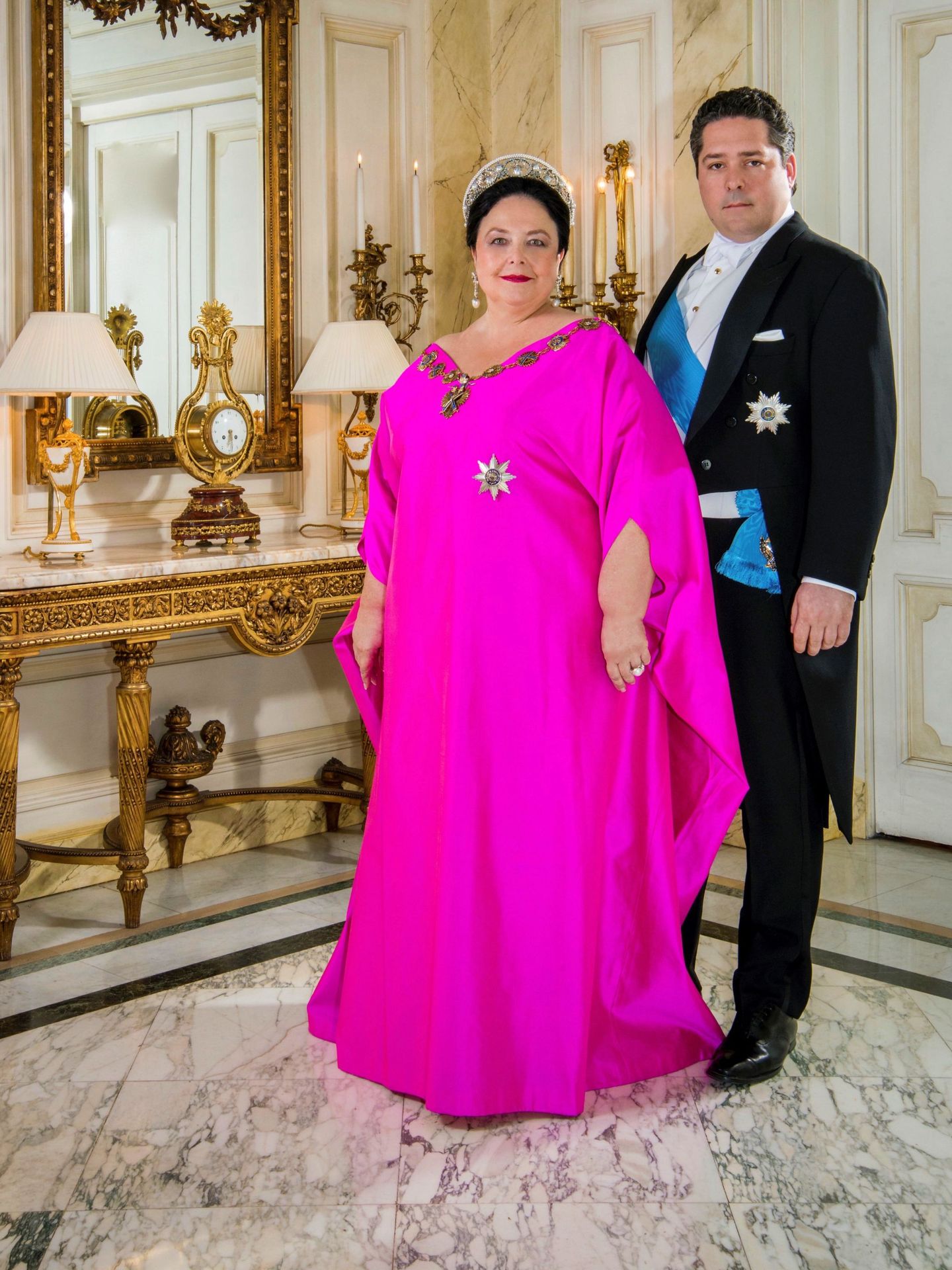 La gran duquesa, con su hijo Jorge, heredero del trono. (EFE)