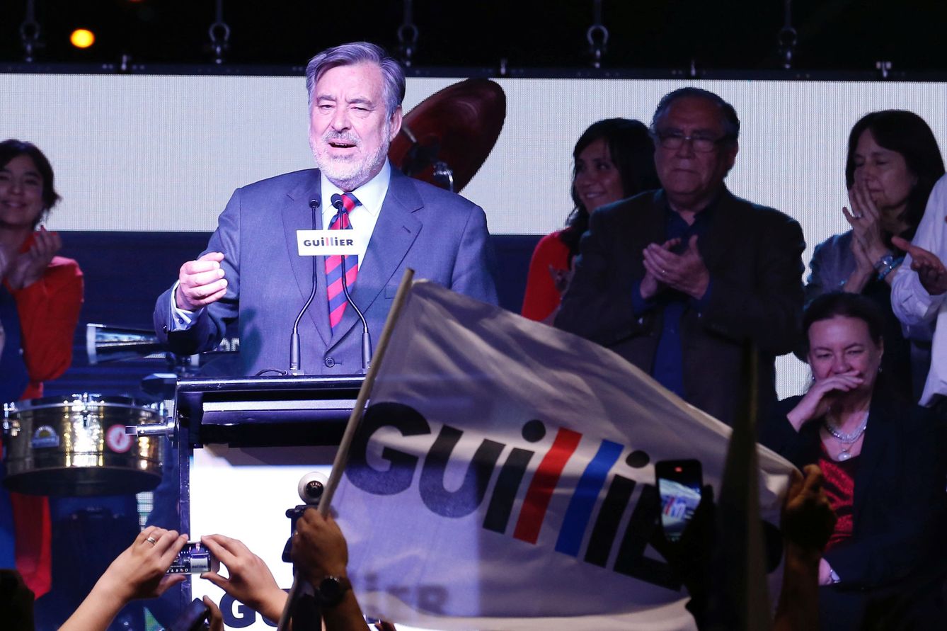 Piñera se medirá en segunda vuelta con el periodista de centroizquierda Alejandro Guillier. (REUTERS) 