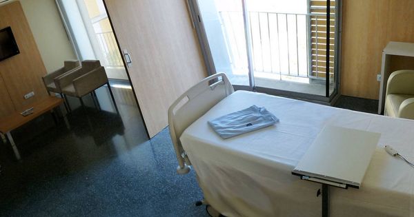 Foto: La médica ha compartido en un 'post' que muchos pacientes en urgencias se quedan sin cama.