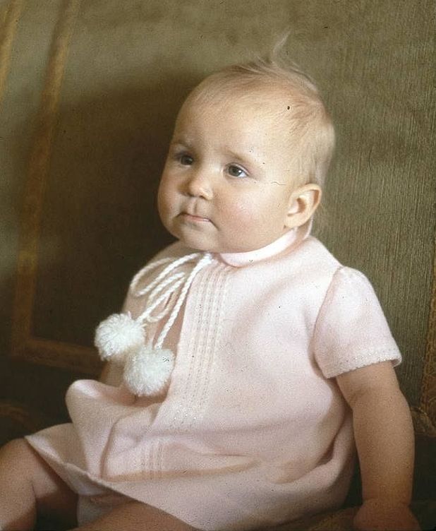La infanta Elena el día de su primer cumpleaños (Foto: Casa Real)