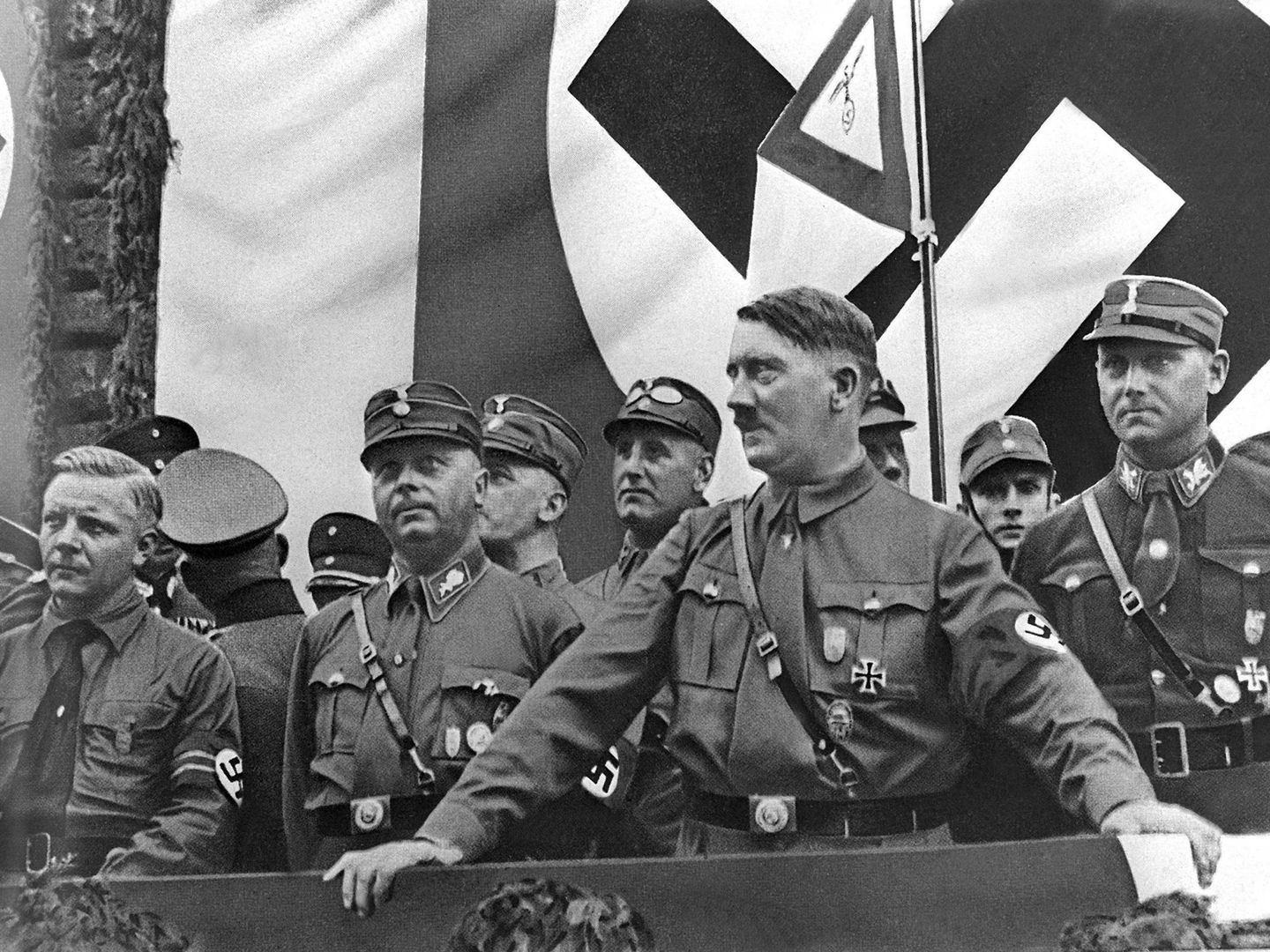 Adolf Hitler durante un discurso en 1943. (Cordon Press)
