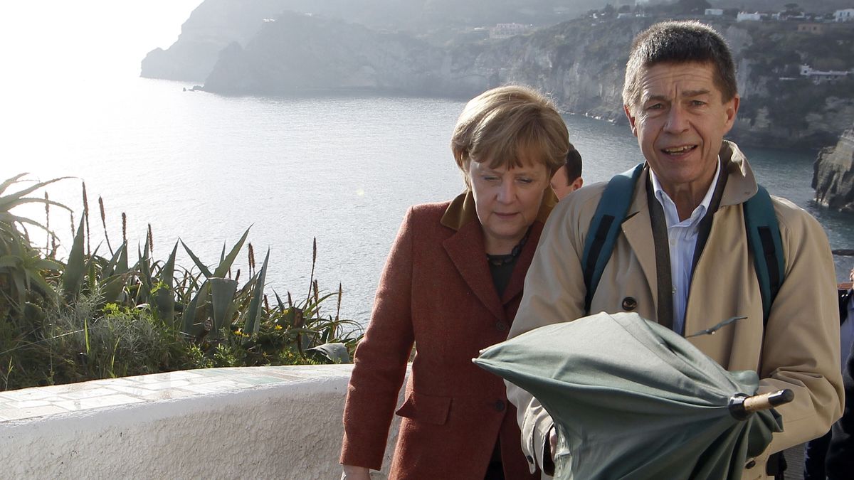 Frau Merkel y su huidizo marido