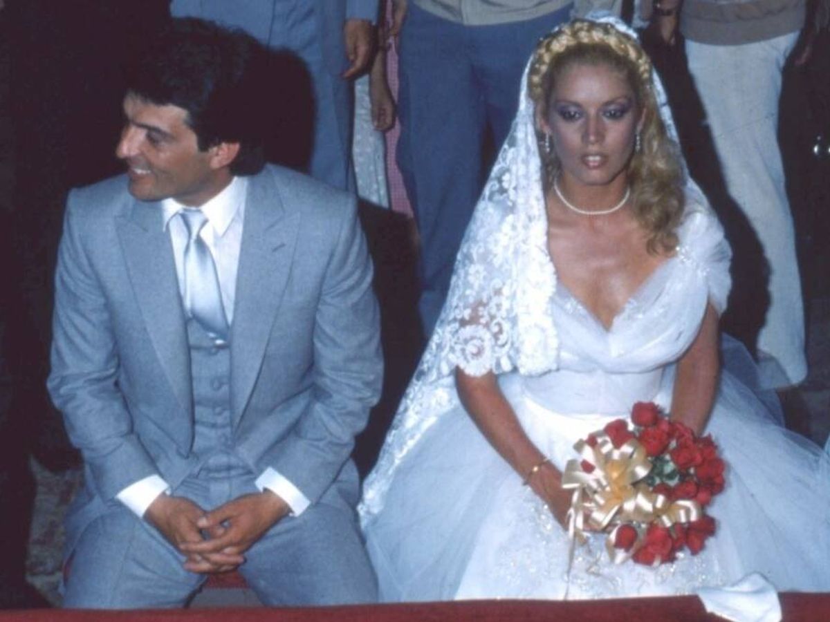 Foto: María Jiménez y Pepe Sancho, en su boda en 1980. (Europa Press)