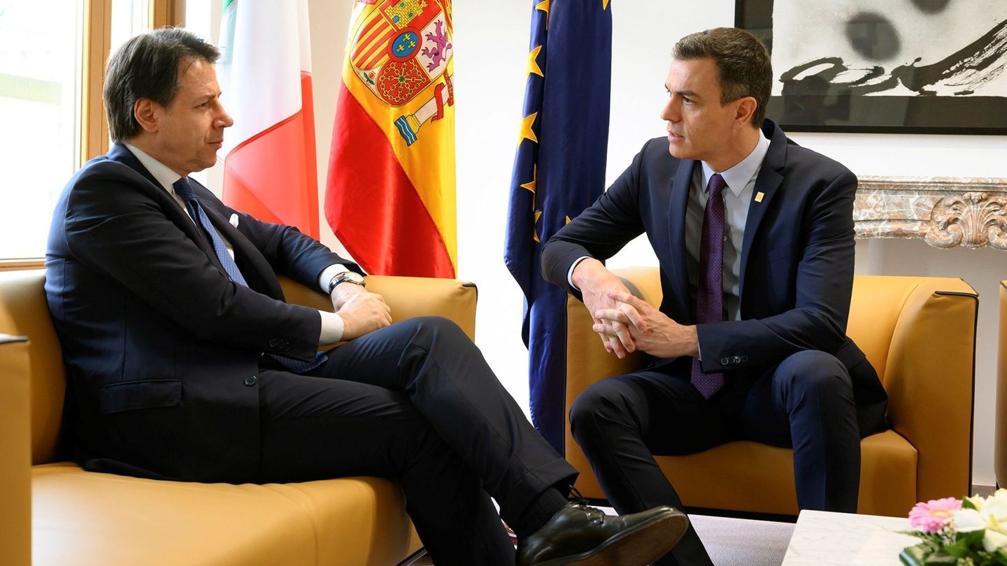 El presidente del Gobierno junto a su homólogo italiano. (EFE)