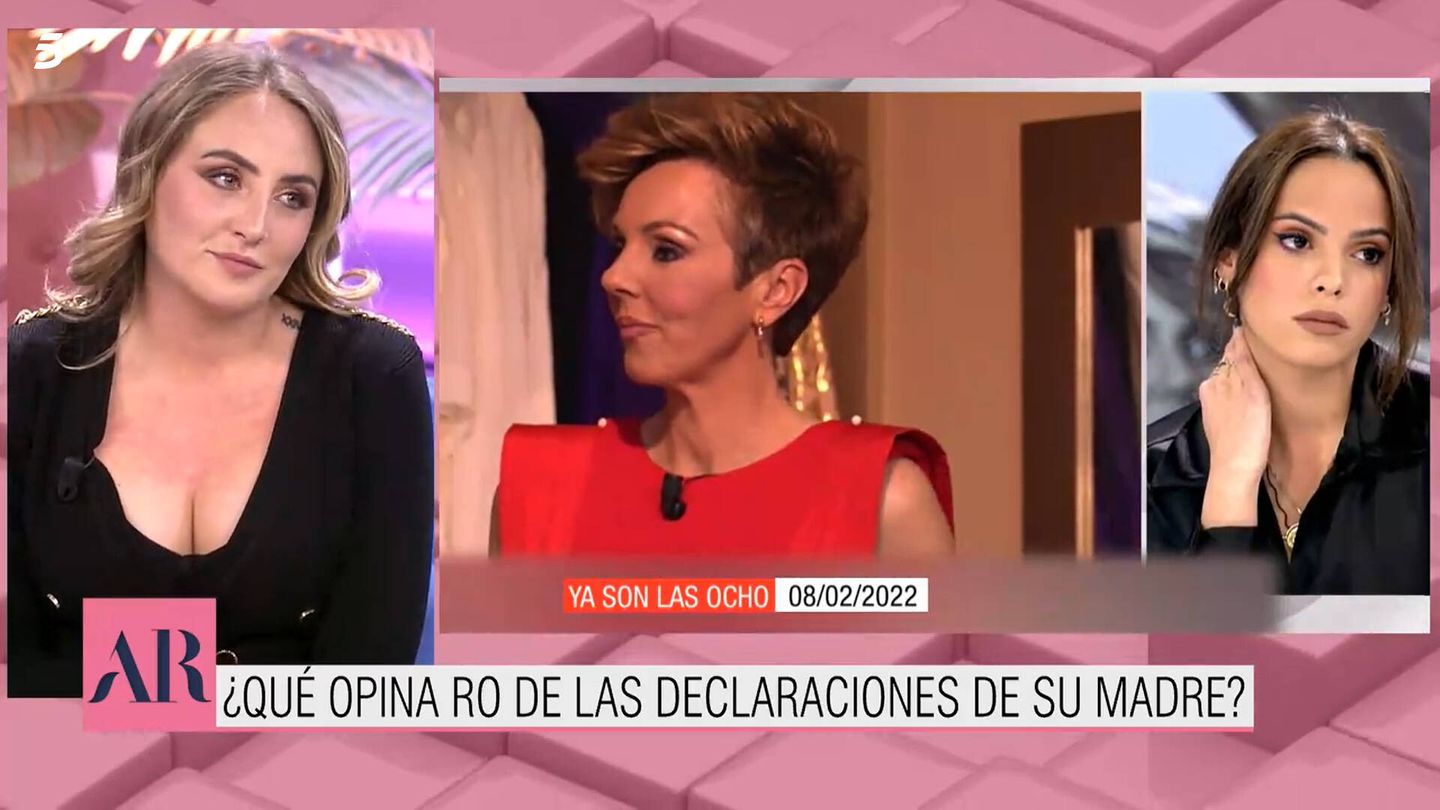 Rocío Flores, escuchando las declaraciones de su madre. (Mediaset)