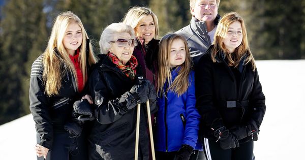 Foto: La familia real holandesa posa en la estación de esquí de Lech. (EFE)