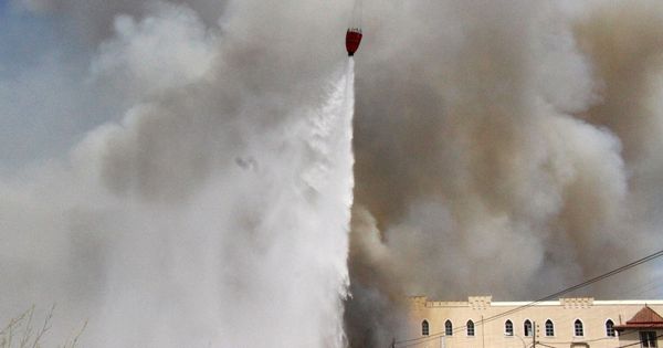 Foto: Foto de archivo de un incendio en Ceuta. (EFE)
