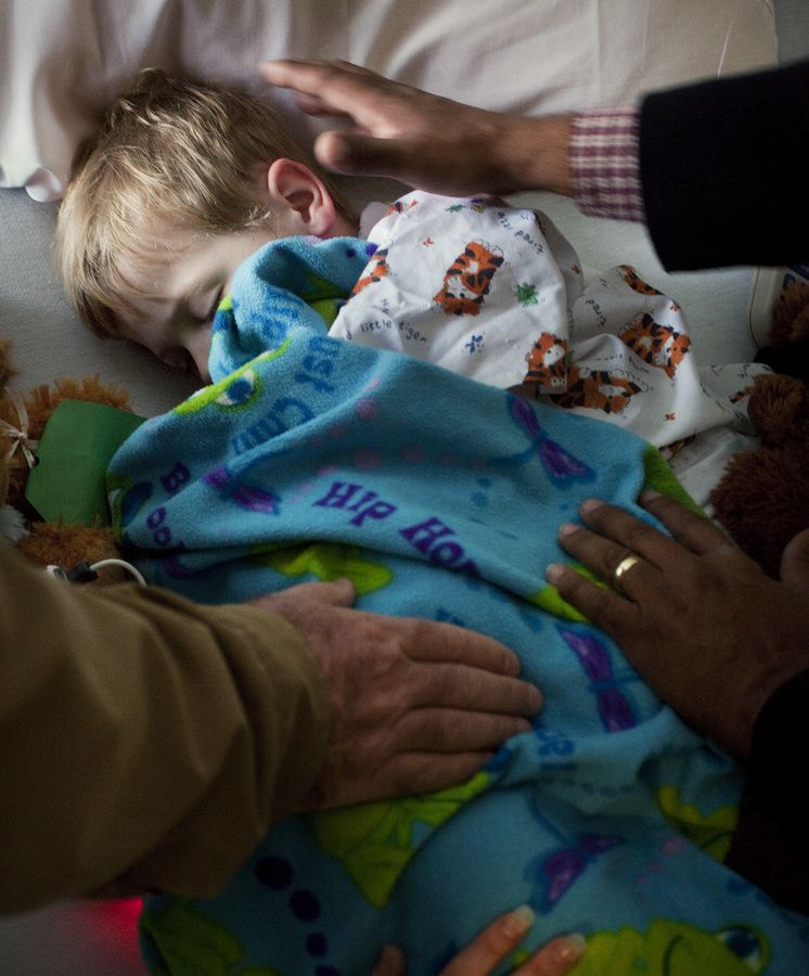 Foto: Un niño diagnosticado con la enfermedad de Kawasaki en un hospital pediátrico de Florida. (Corbis)