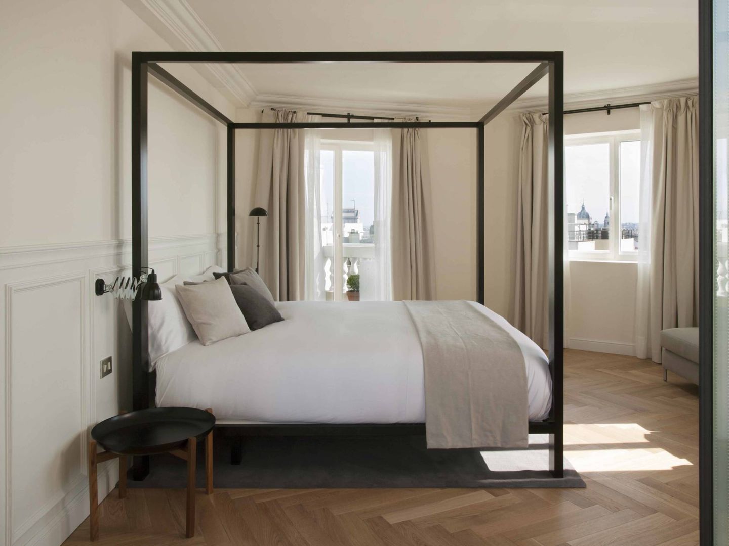 Las habitaciones del Dear tienen vistas espectaculares sobre Madrid