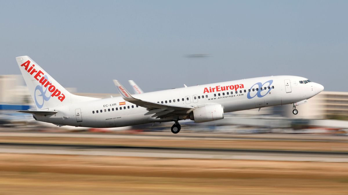 Air Europa cierra el acuerdo de ERTE con los pilotos tras el rescate del Gobierno
