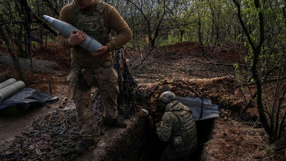 Ucrania asegura que Rusia ha abandonado "algunas posiciones" tras "contraataques" en Bajmut
