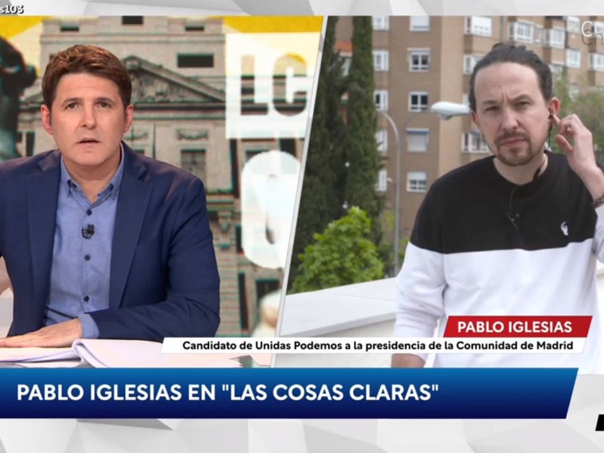Foto: Jesús Cintora y Pablo Iglesias. (RTVE).