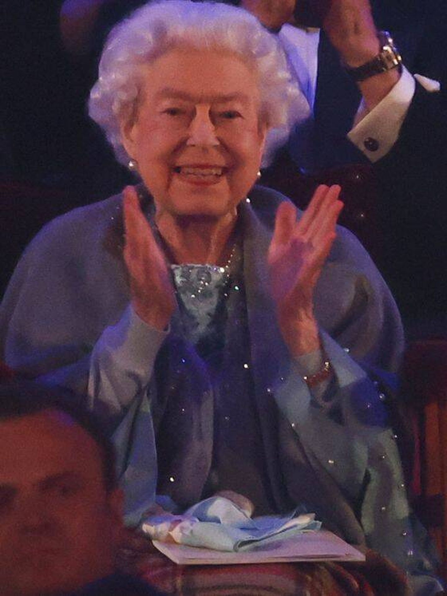 La reina Isabel II, durante el inicio de su Jubileo. (Reuters/Henry Nicholls)