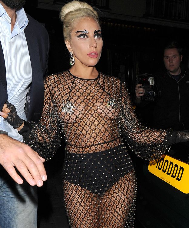 Foto: La cantante Lady Gaga por las calles de Londres (Gtres)