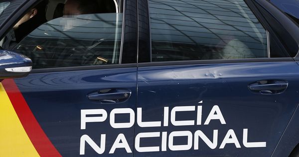 Foto: Vehículo de la Policía Nacional. (EFE)