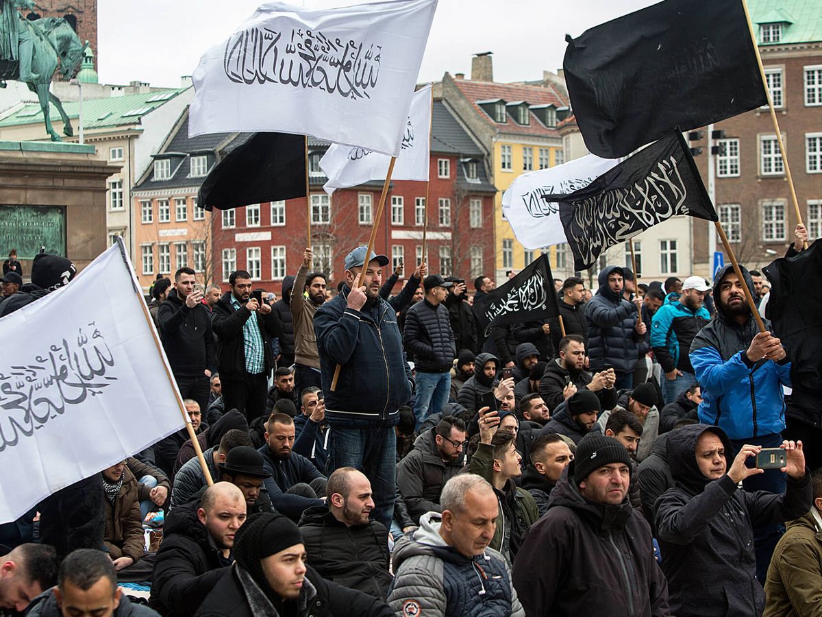 Foto: Acto de la organización islámica Hizb ut Tharir en Copenhague, Dinamarca, en 2019. (Getty/Ole Jensen)