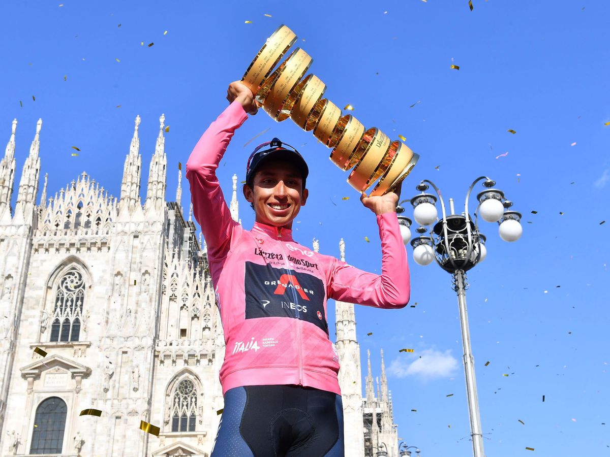 Foto: Bernal celebra su triunfo en Milán. (Reuters)