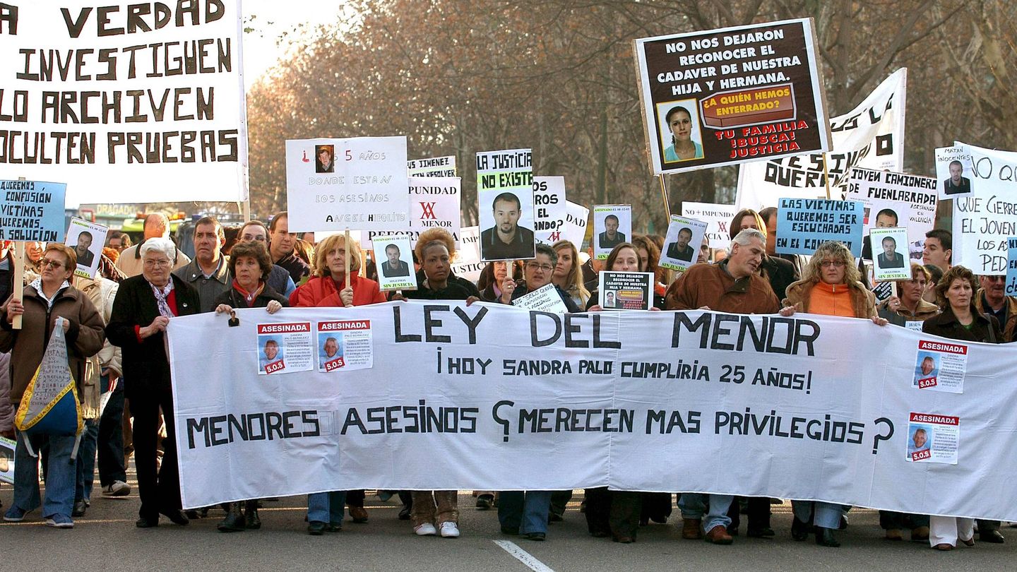 Manifestación en apoyo a la familia de Sandra Palo y pidiendo una modificación de la Ley del Menor, en 2006. Foto: Efe