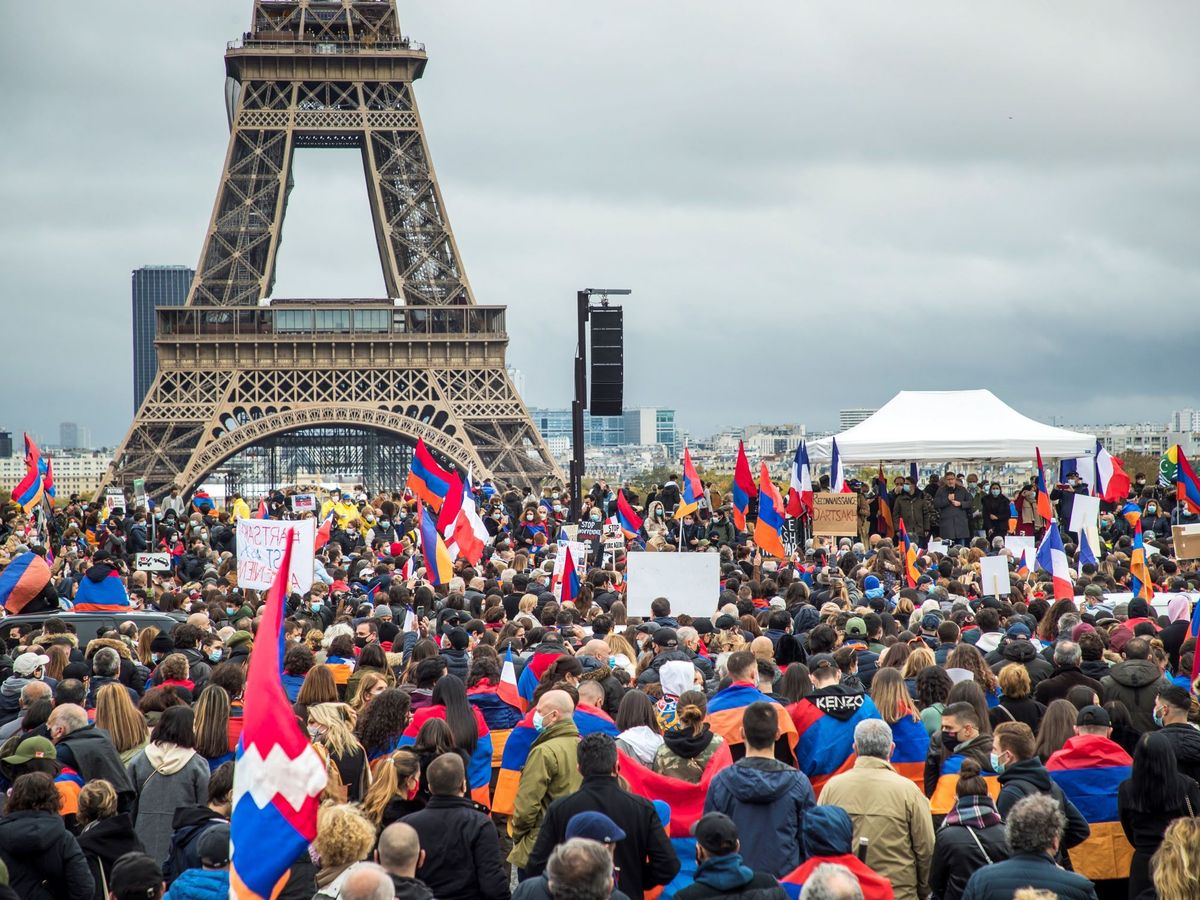 Foto: Protesta de franco-armenios en París, el pasado octubre. (EFE)