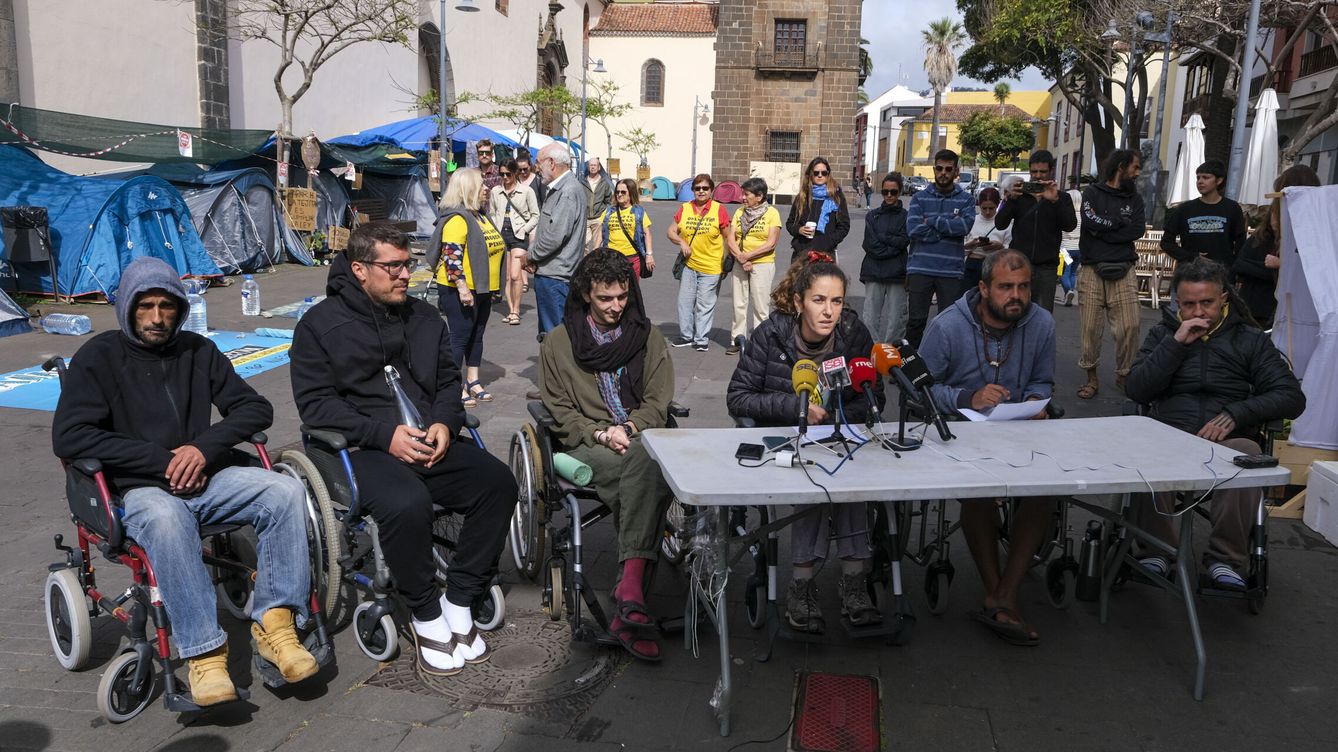 La huelga de hambre que levanta a Canarias contra la turistificación: Es nuestro último recurso