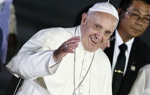 El Papa, en la polémica de Charlie: La libertad de expresión tiene un límite