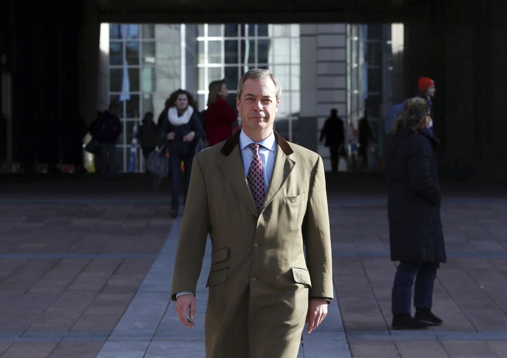 Foto: El líder del Ukip, Nigel Farage, a las puertas del Parlamento Europeo en Bruselas el pasado mes de febrero (Reuters).