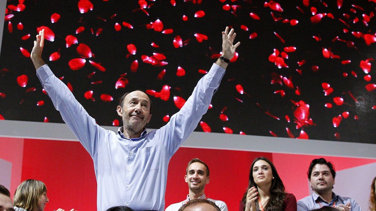 Barones del PSOE alcanzan un preconsenso para hacer las primarias en julio de 2014
