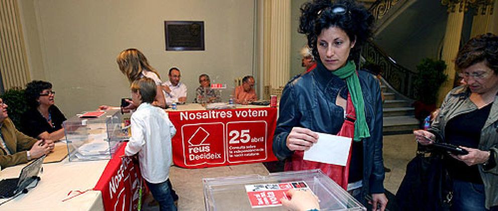 Foto: El ‘souflé’ independentista se desinfla: sólo vota el 18% del censo en el referéndum