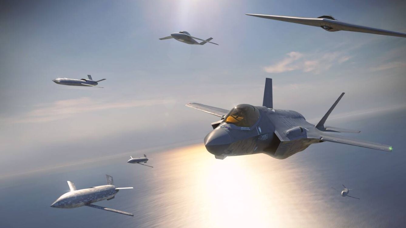 Foto: Así serán los escuadrones de combate que unirán pilotos humanos con enjambres de aviones robot en un futuro cercano (Lockheed Martin)