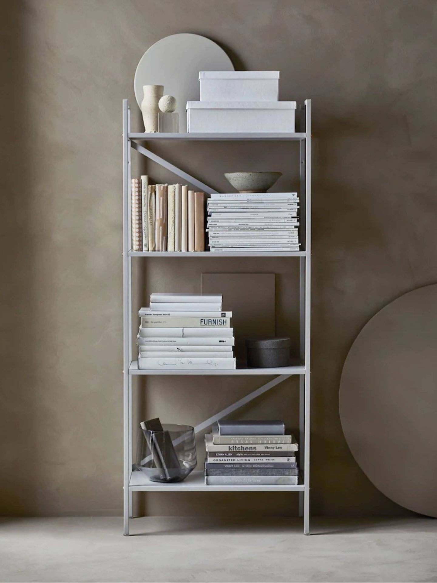 Decoración minimalista gracias a Ikea. (Cortesía)