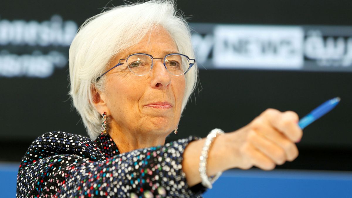 El FMI revisa al alza el crecimiento de la economía española y rebaja la de EEUU