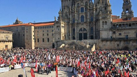 La oposición inaugura la campaña gallega llenando el Obradoiro por la sanidad pública