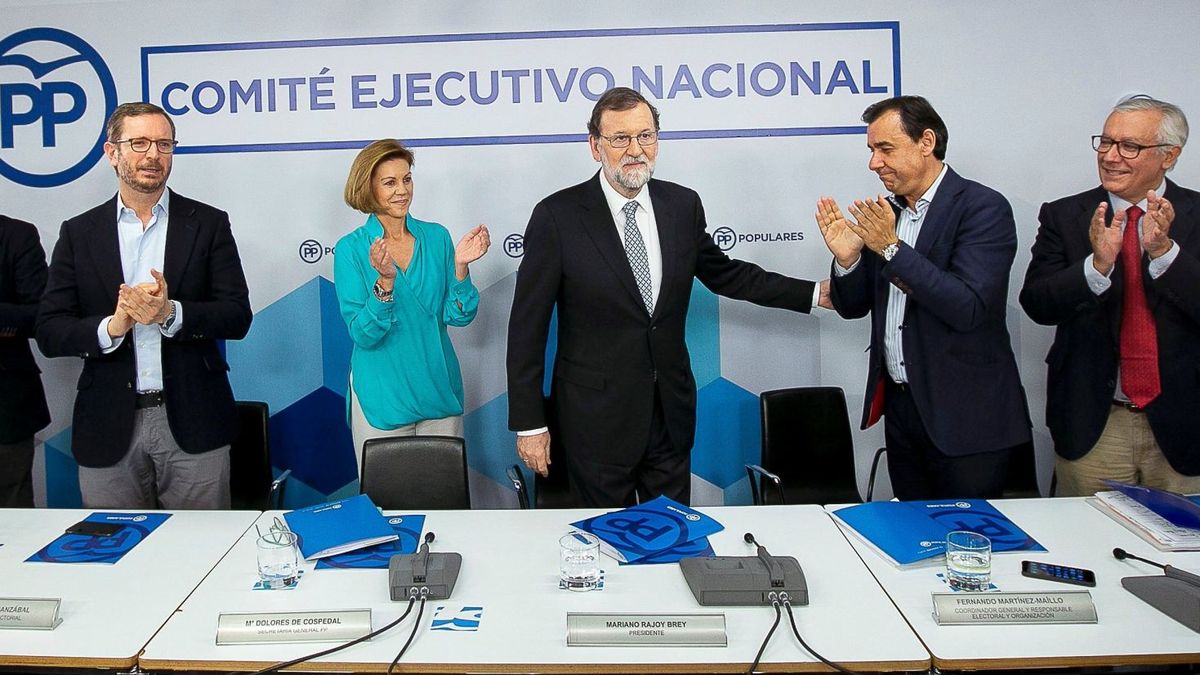 Arranca la 'operación Feijóo' a la sombra de Rajoy y bajo la tutela del clan gallego 