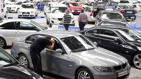 El seguro medio de coche baja a mínimos con la guerra de precios y la caída de las ventas