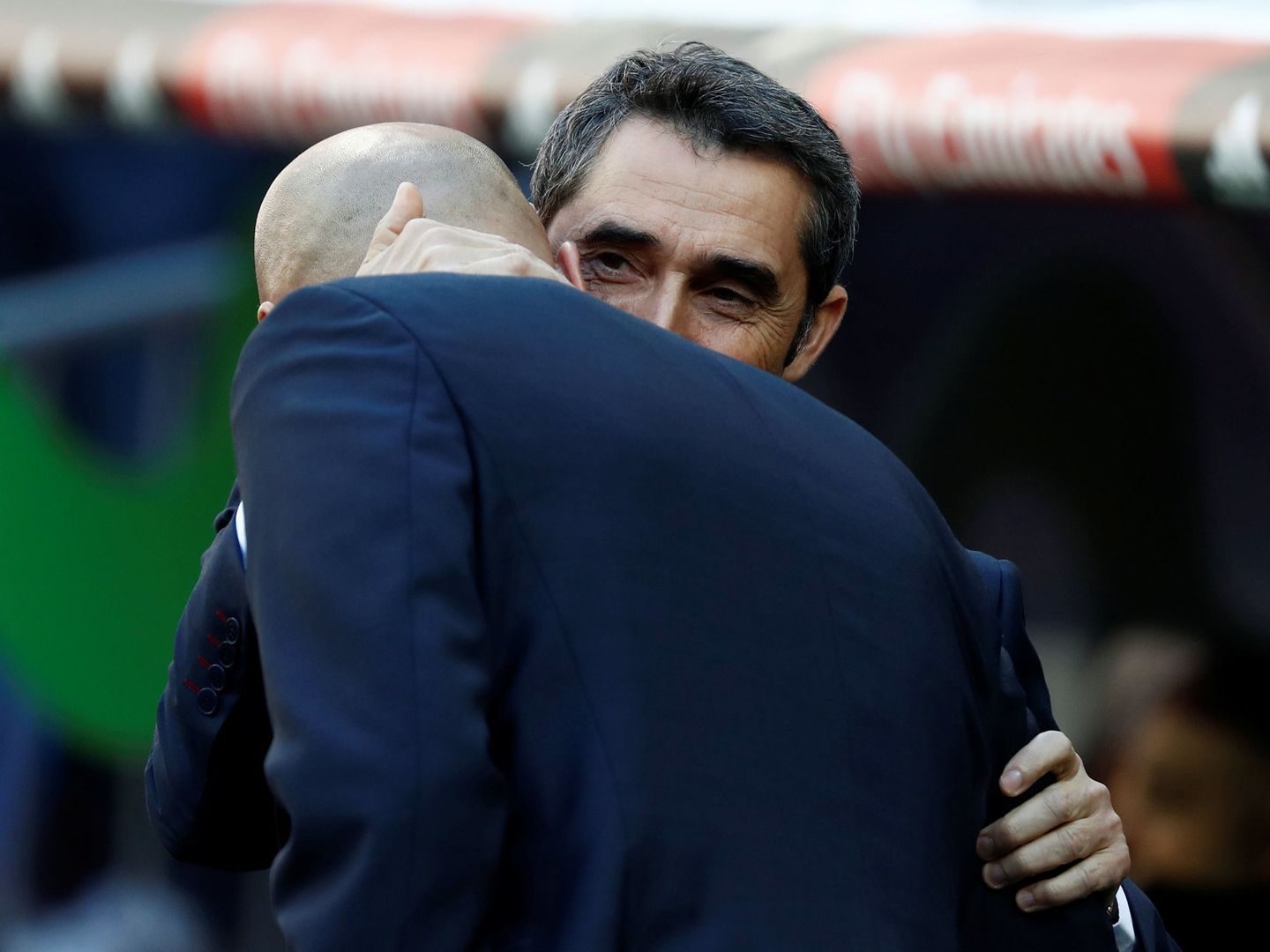 Ernesto Valverde y Zinedine Zidane. (EFE)