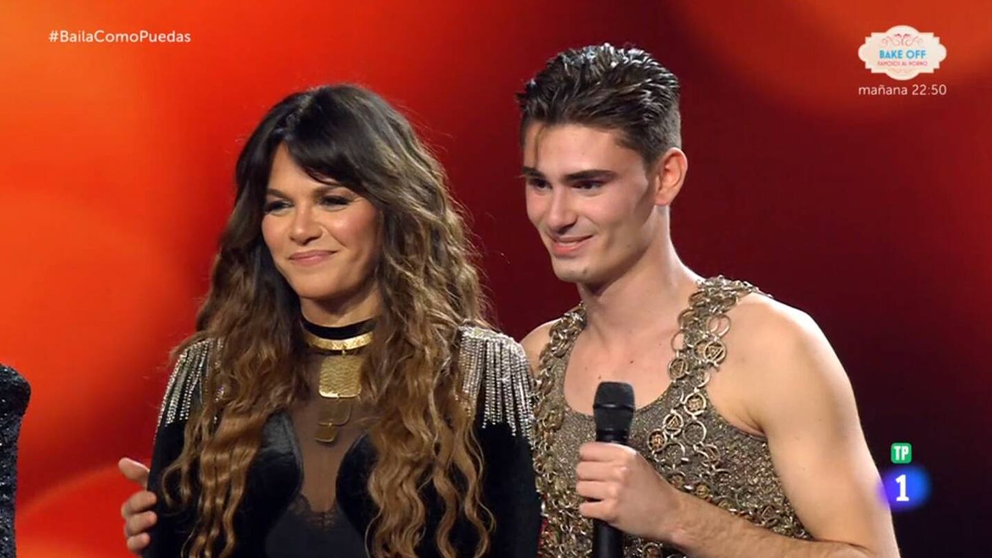 Fabiola Martínez e Iván Guijo en 'Baila como puedas'. (RTVE)